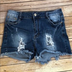9/10 Puzzle Jeans Distressed Shorts